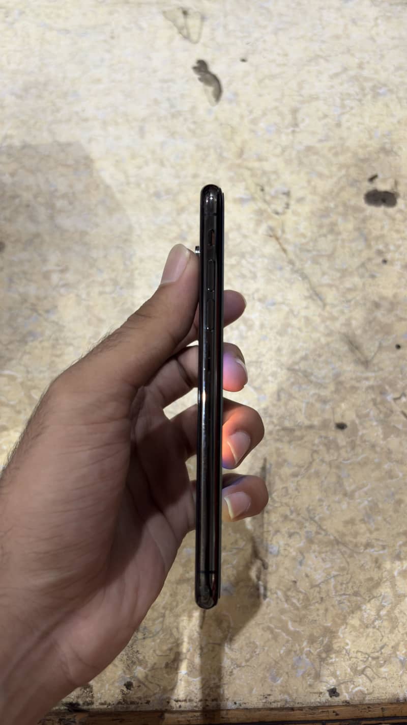 Apple iPhone X 1