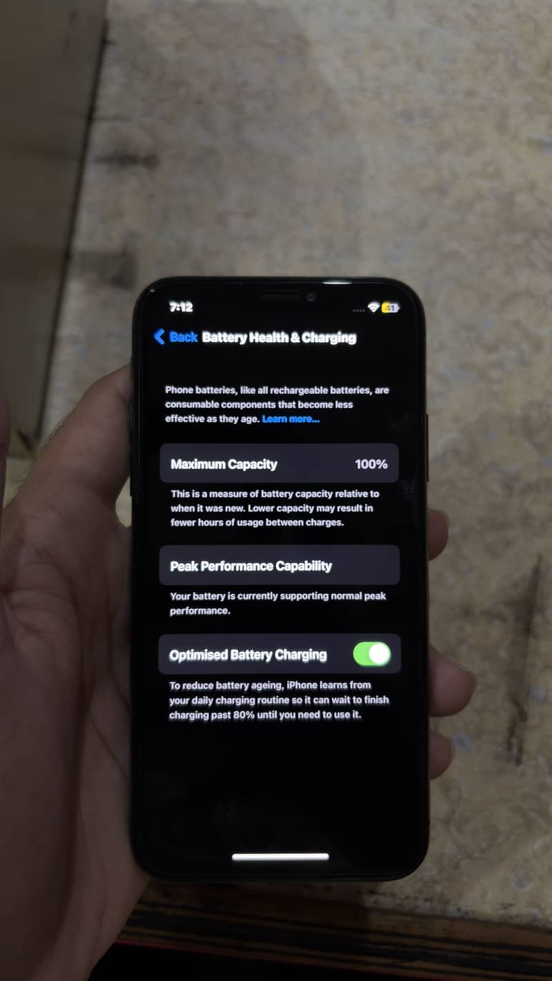 Apple iPhone X 3