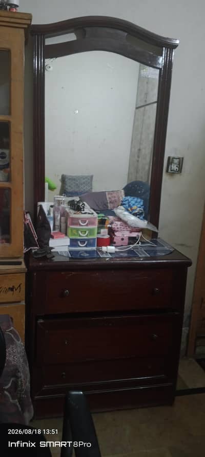Dressing table for sale