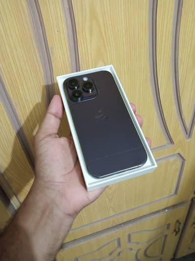 iPhone 14 Pro factory unlock