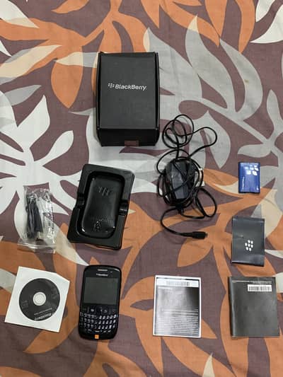 BlackBerry Curve 8520 (Orange Branded) – Collector’s Item