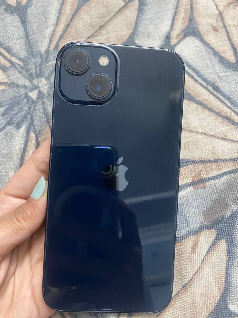 Apple iPhone 13 7