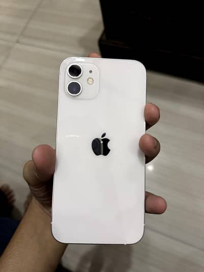 Apple iPhone 12