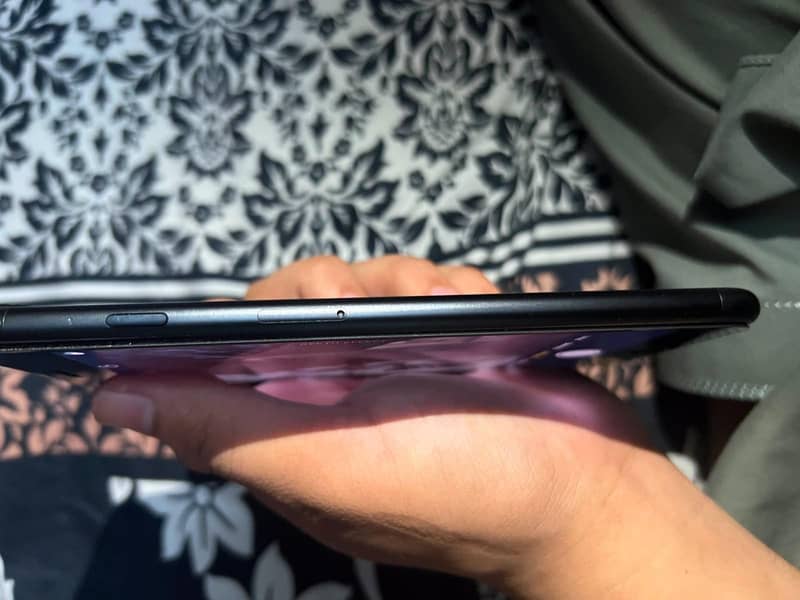 Apple iPhone 7 Plus 2