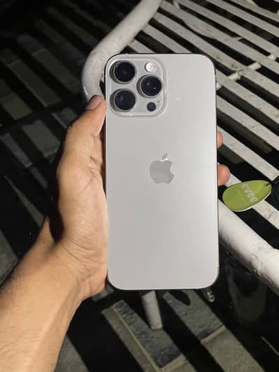 Apple iPhone 16 Pro Max