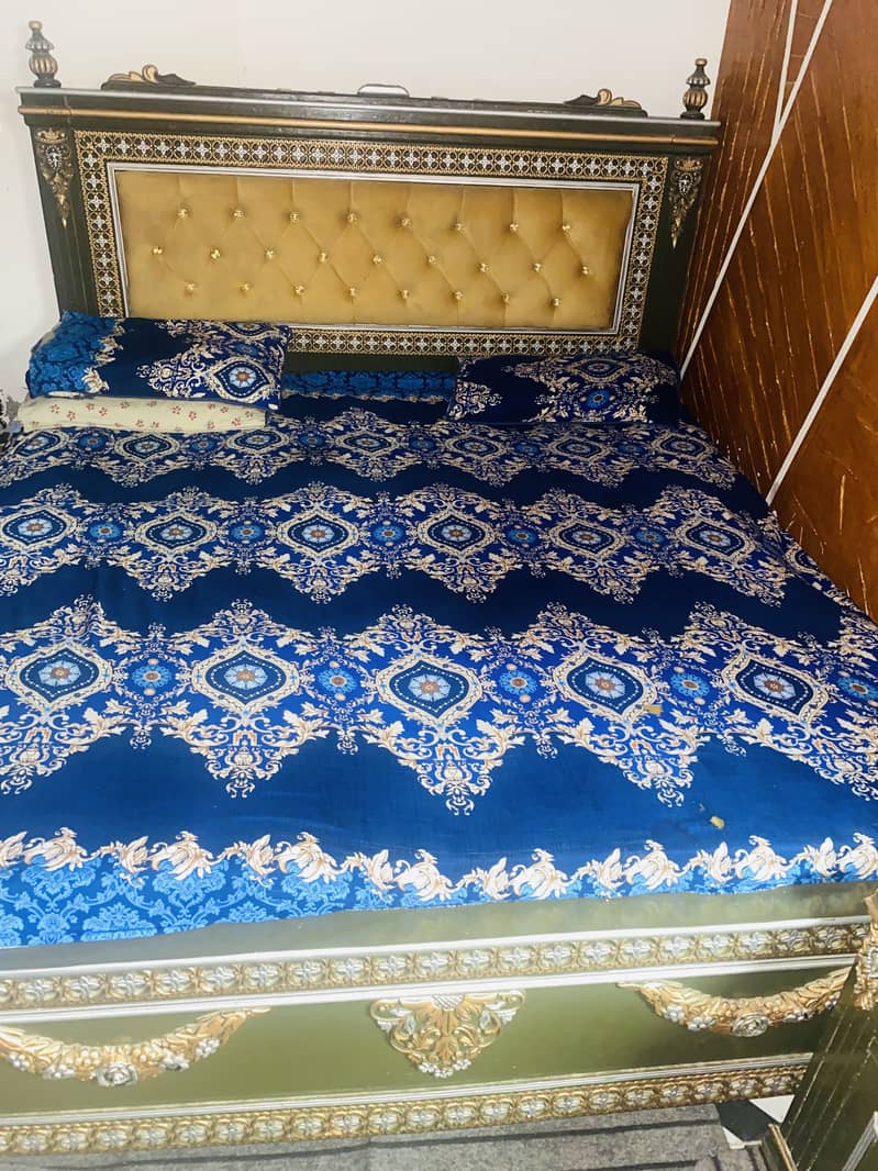 Bed set and dressing and devider 2