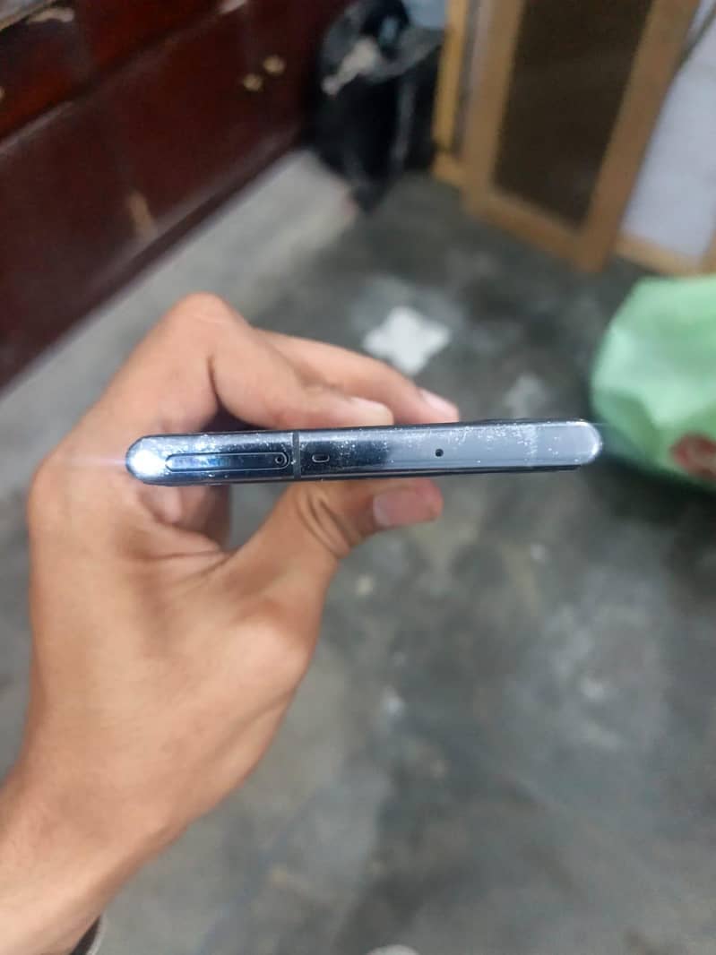 Samsung Mobile Note 10 Plus 4