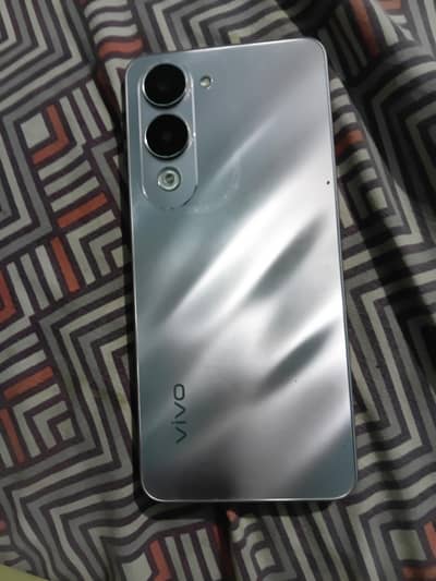 Vivo Y04