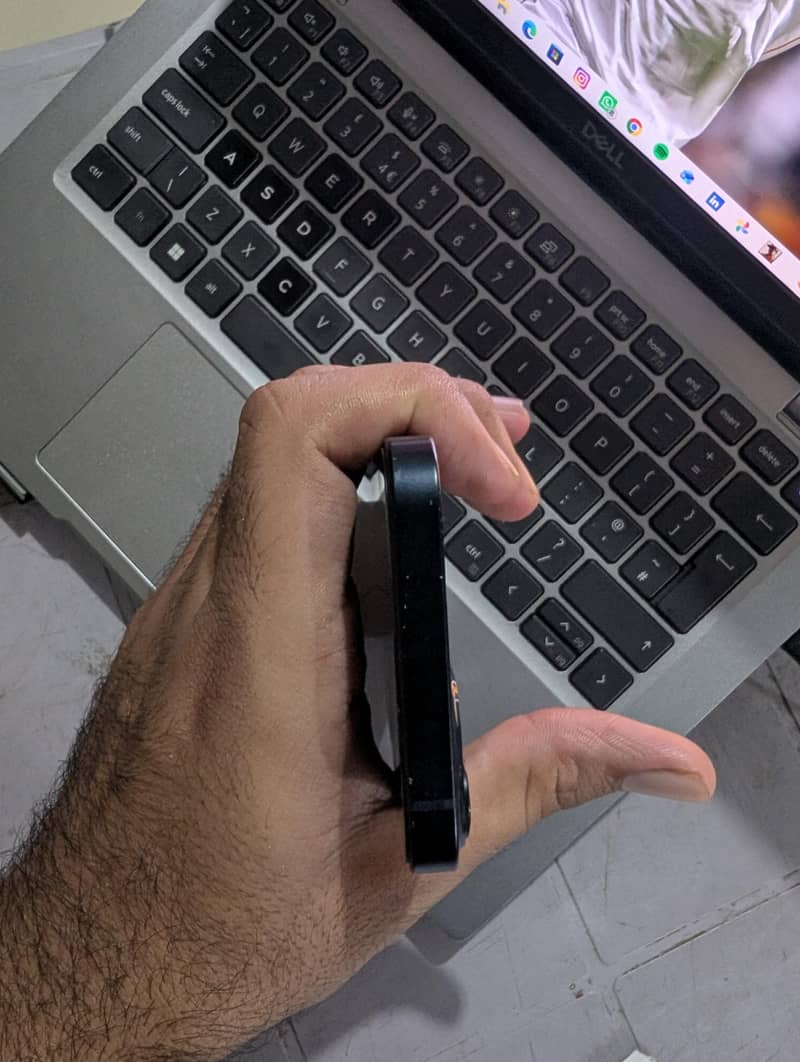 Apple iPhone 13 jv 3