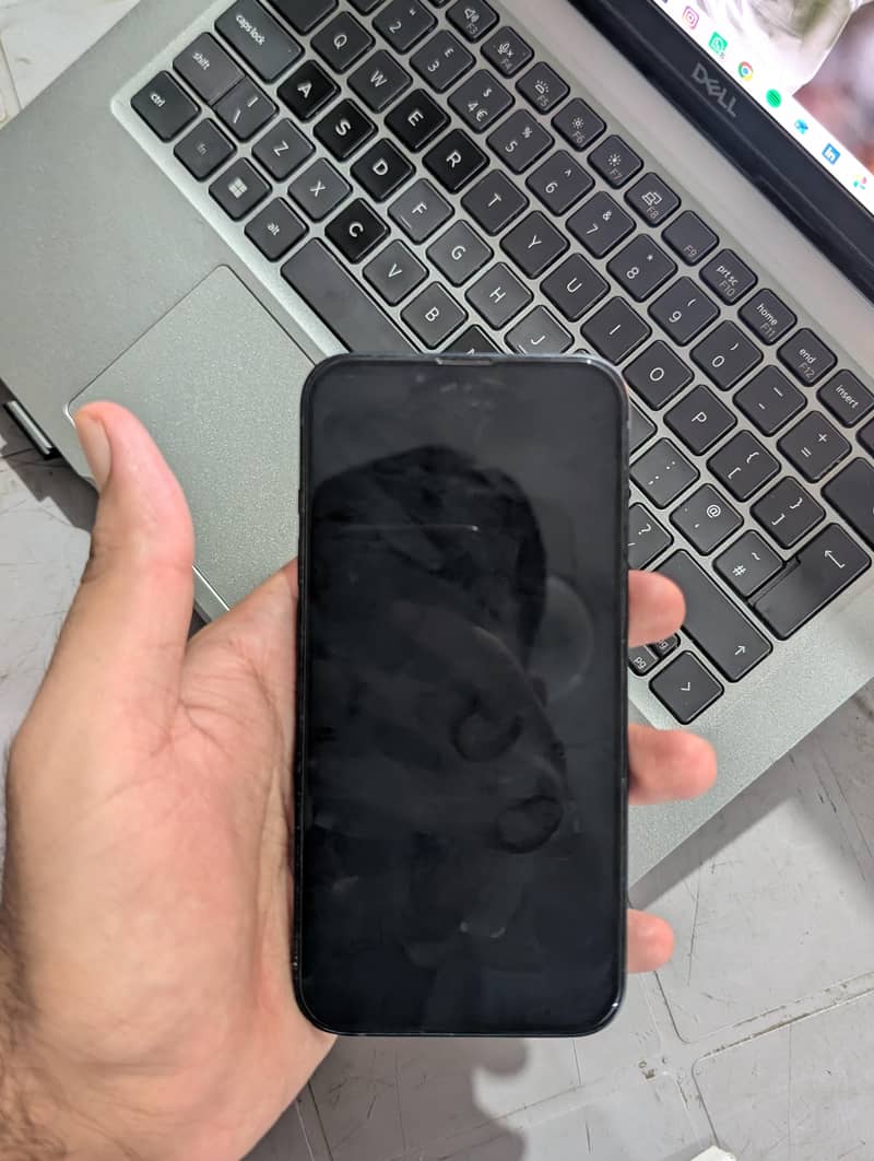 Apple iPhone 13 jv 5