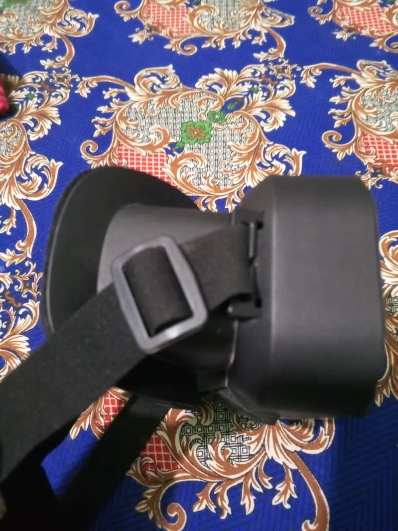 Virtual reality glasses 2