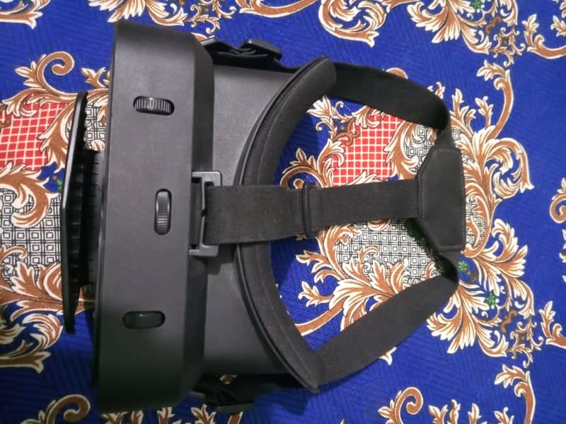 Virtual reality glasses 4