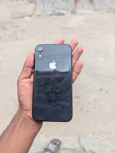 Apple iPhone XR