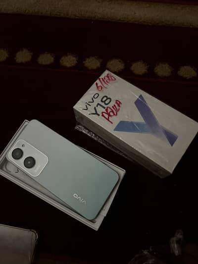 Vivo Y18