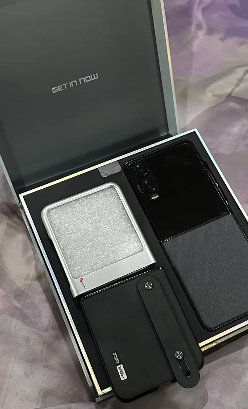 Infinix Zero Flip 6