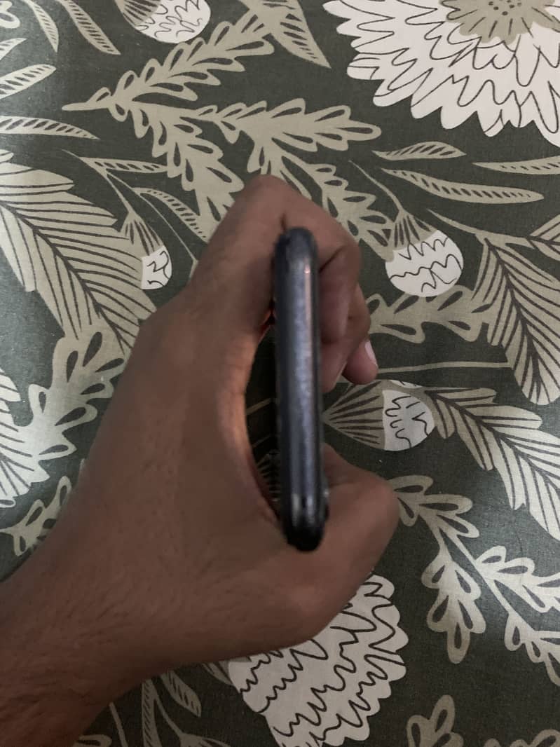 Apple iPhone X 2