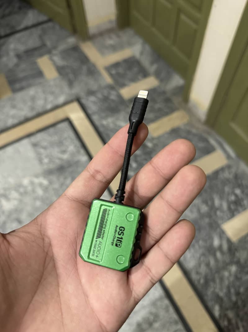 GS1 Plextone Splitter 5