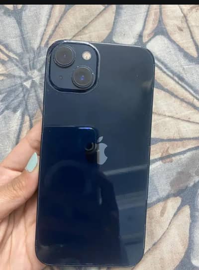 Apple iPhone 13