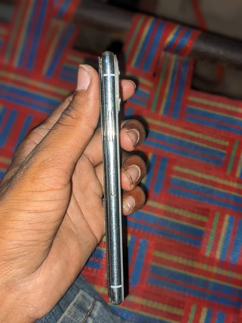 Apple iPhone X non pta screen crack minor spot camera 03365011181 2