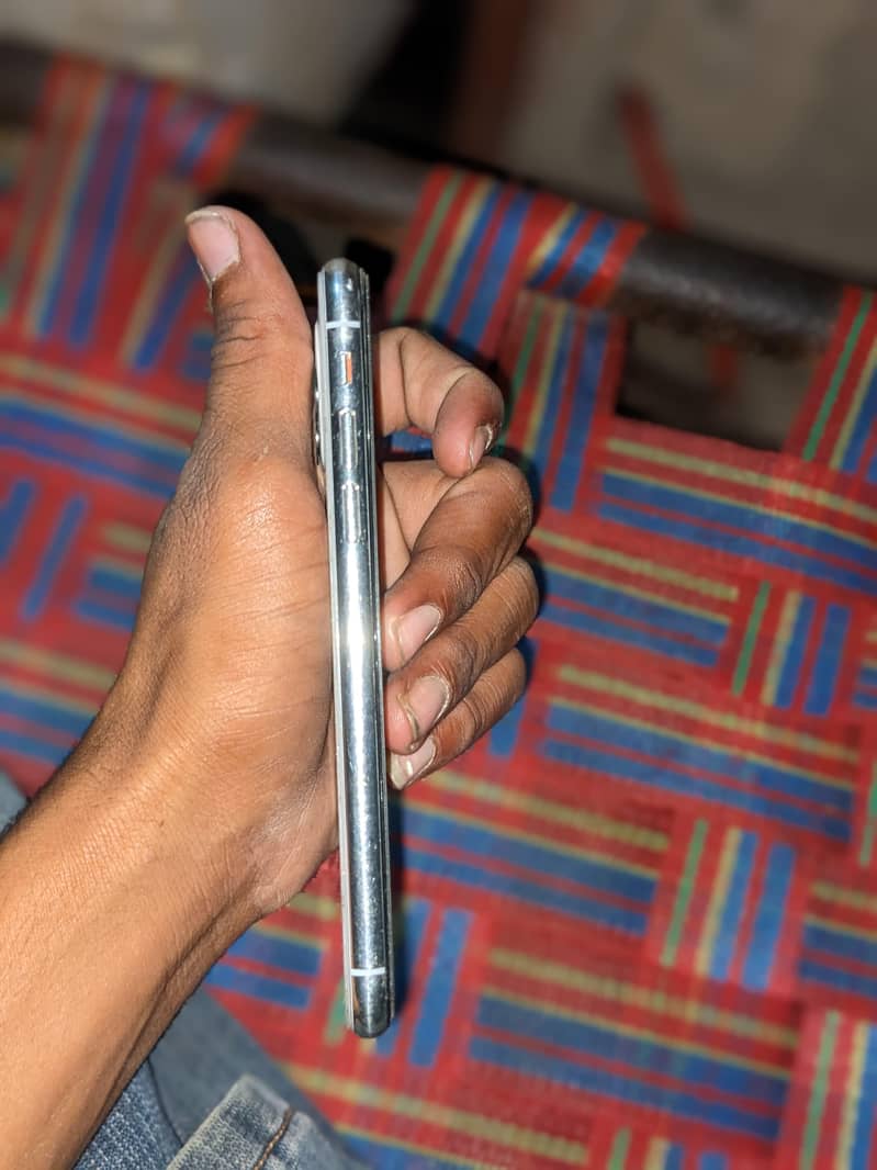 Apple iPhone X non pta screen crack minor spot camera 03365011181 5
