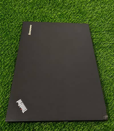  Lenovo ThinkPad T440 — Core i5 | 4GB RAM | 256GB SSD
