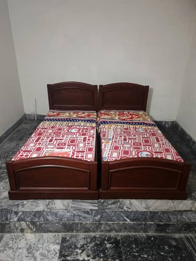 2 Single beds