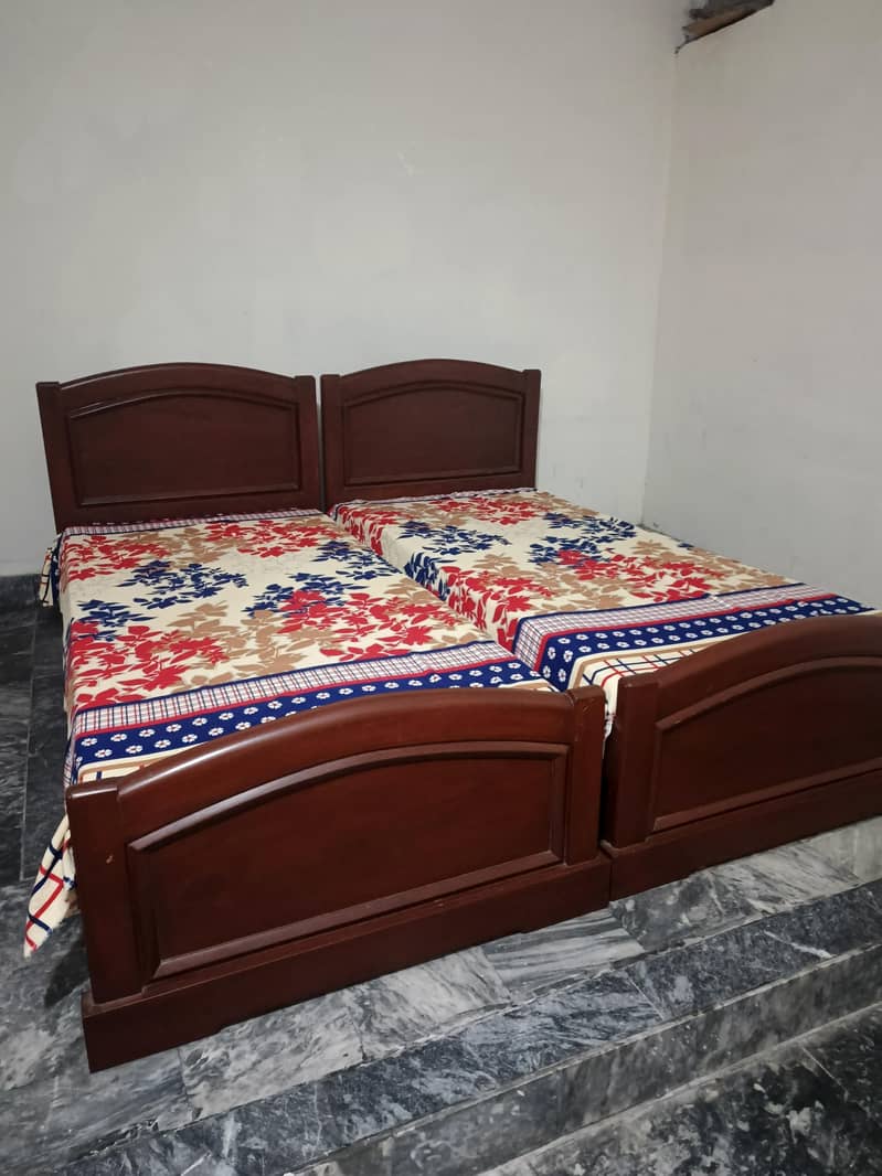2 Single beds 2