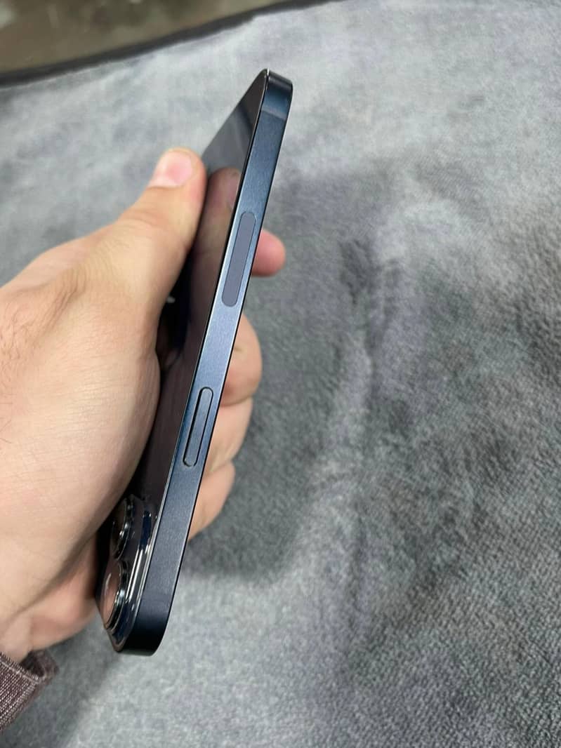 Apple iPhone 14 6