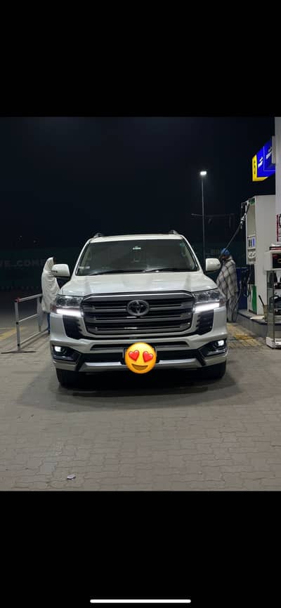 Rent a car jn lahore with and without driver just 1 call away call now