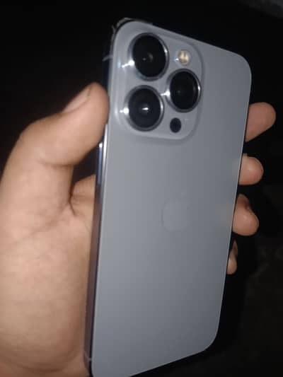 Apple iPhone 13 Pro