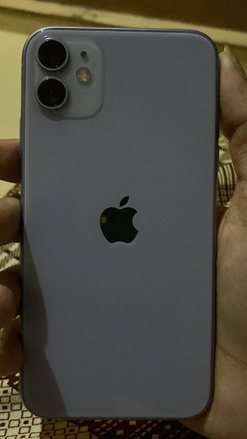 Apple iPhone 11 3