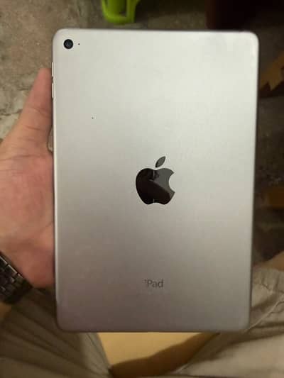 Apple I-Pad Mini 4