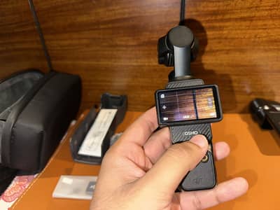 DJI Osmo Pocket 3 Creator Combo