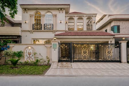 10 Marla Luxury Bungalow With Modern Features In DHA Phase 4 Lahore