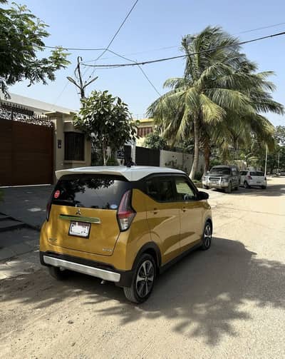 Mitsubishi ek x hybrid bt than Dayz Mira Move Passo Wagon r