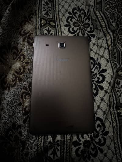 Samsung tab e