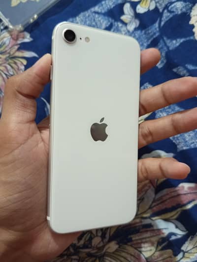 Apple iPhone SE