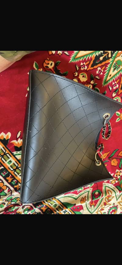 Bag black colour