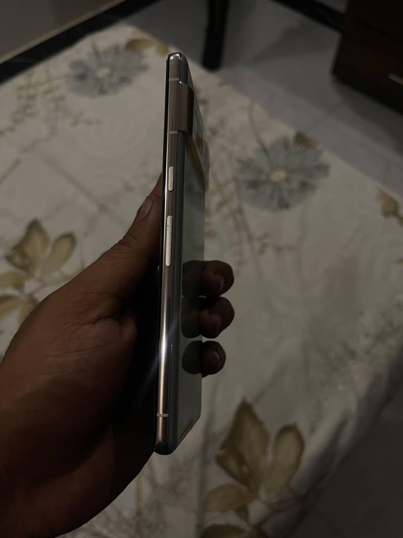 Google Pixal 7pro 4
