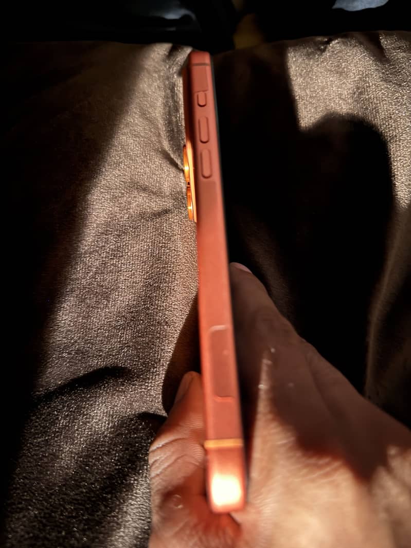 Apple iPhone 17 Pro Max 2