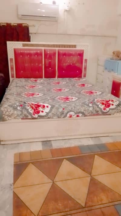 Bedroom set