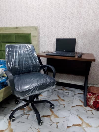 computer | laptop | study Table and chair