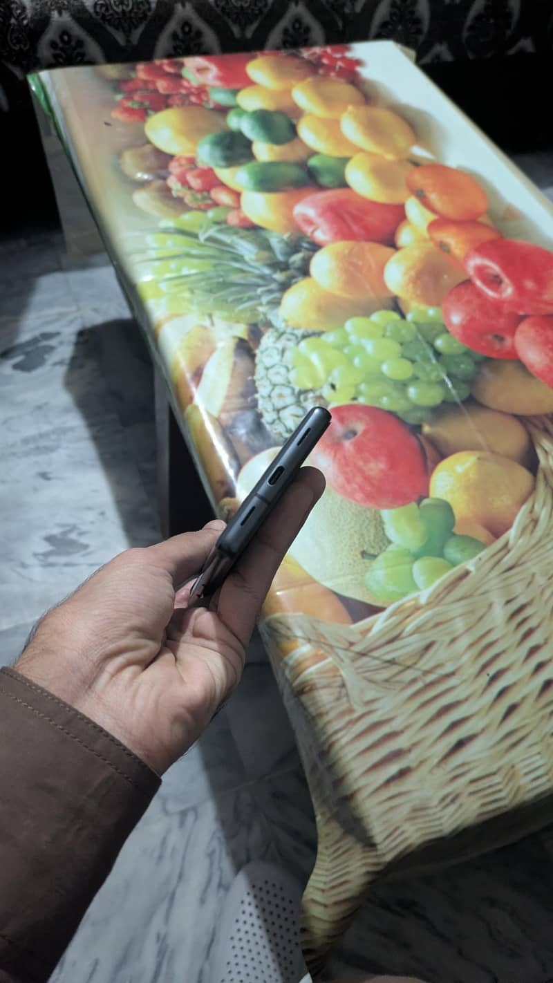 Google Pixel 7a 4