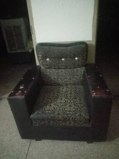 2 seater 1 seater sofa available for sale