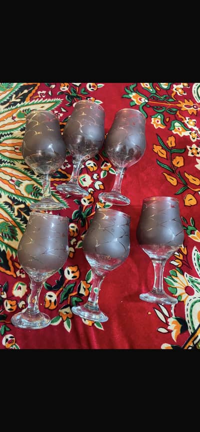 Set of 6 Frosted Etched Glass Wine Glasses