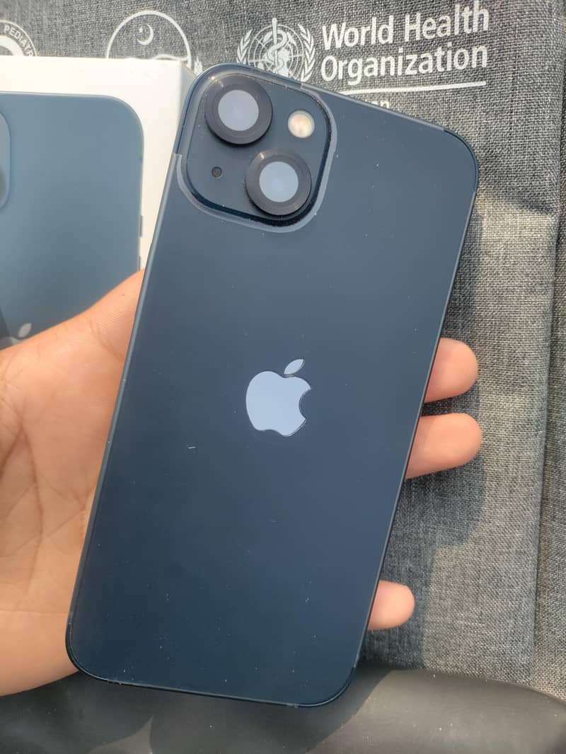 Apple iPhone 13 0