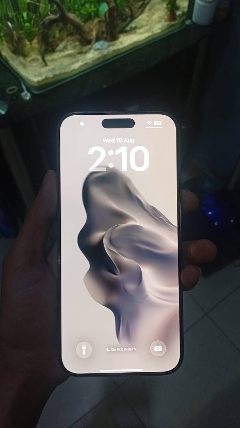 Apple iPhone 16 Pro Max 3