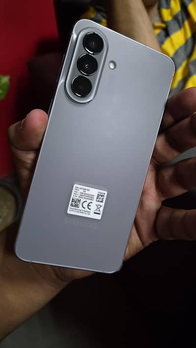 Samsung A57 8\256 15 days used only
