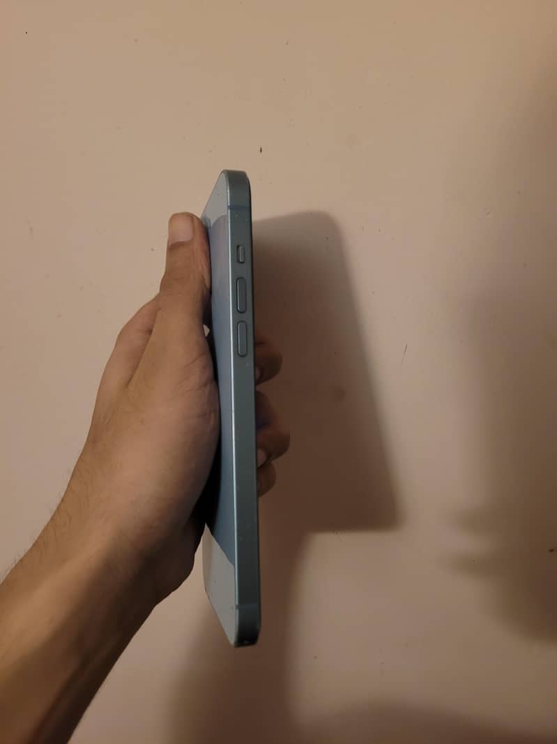 Apple iPhone 14 plus 3