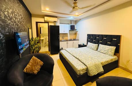 Per day and weekly basis, Studio fully furnished luxury apartments available for rent in Gulberg Greens Islamabad.